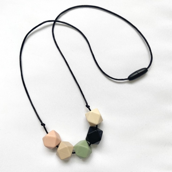 Mama Knows Calm Teething Necklace (6)