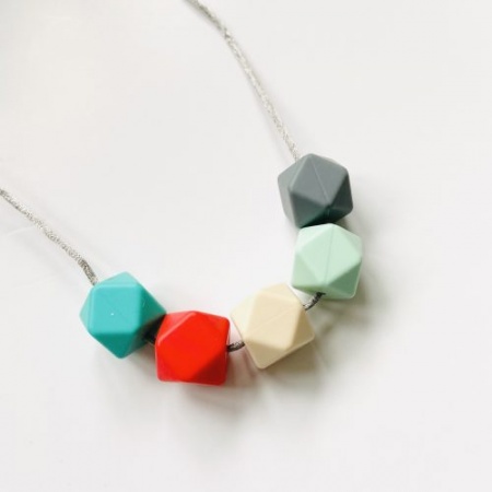 Mama Knows Elixir Teething Necklace (2)