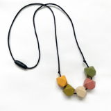 Mama Knows Autumn Spice Teething Necklace (8)